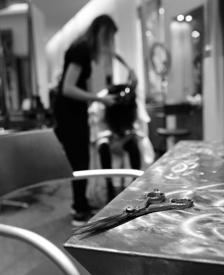 Servizio post vendita per forbici professionali da parrucchiere. Cutterfly