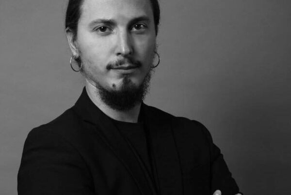 Hairstylist Mirko Schioppa e Cutterfly, forbici professionali per parrucchieri